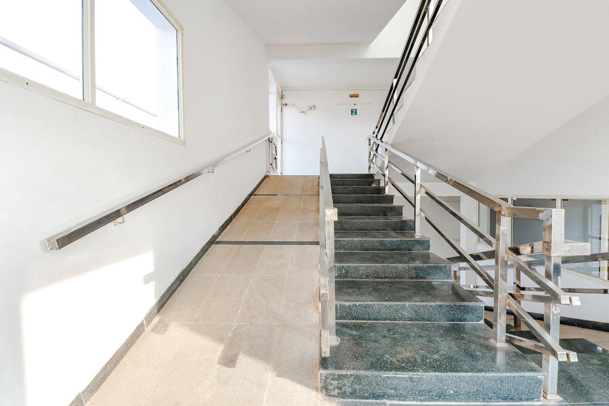 Fabhotel Raj Residency - 1Km From Madikeri Fort Exterior foto